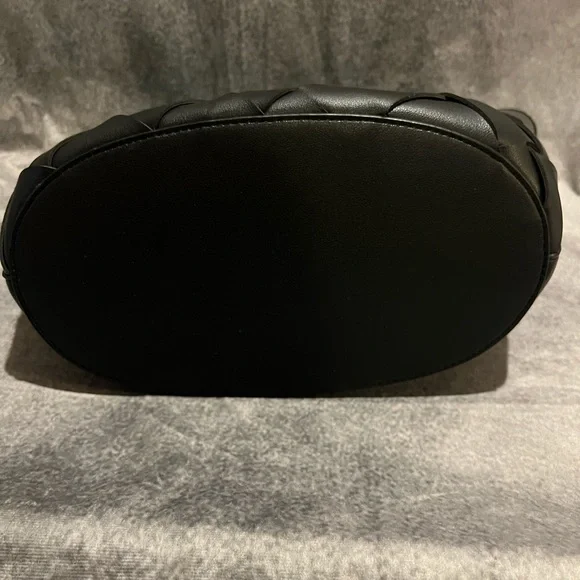 Nanette Lepore Handbag NWT - Picture 3 of 7